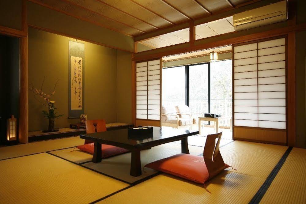Yamanaka Onsen Shirasagiyu Tawaraya Hotell Kaga  Eksteriør bilde